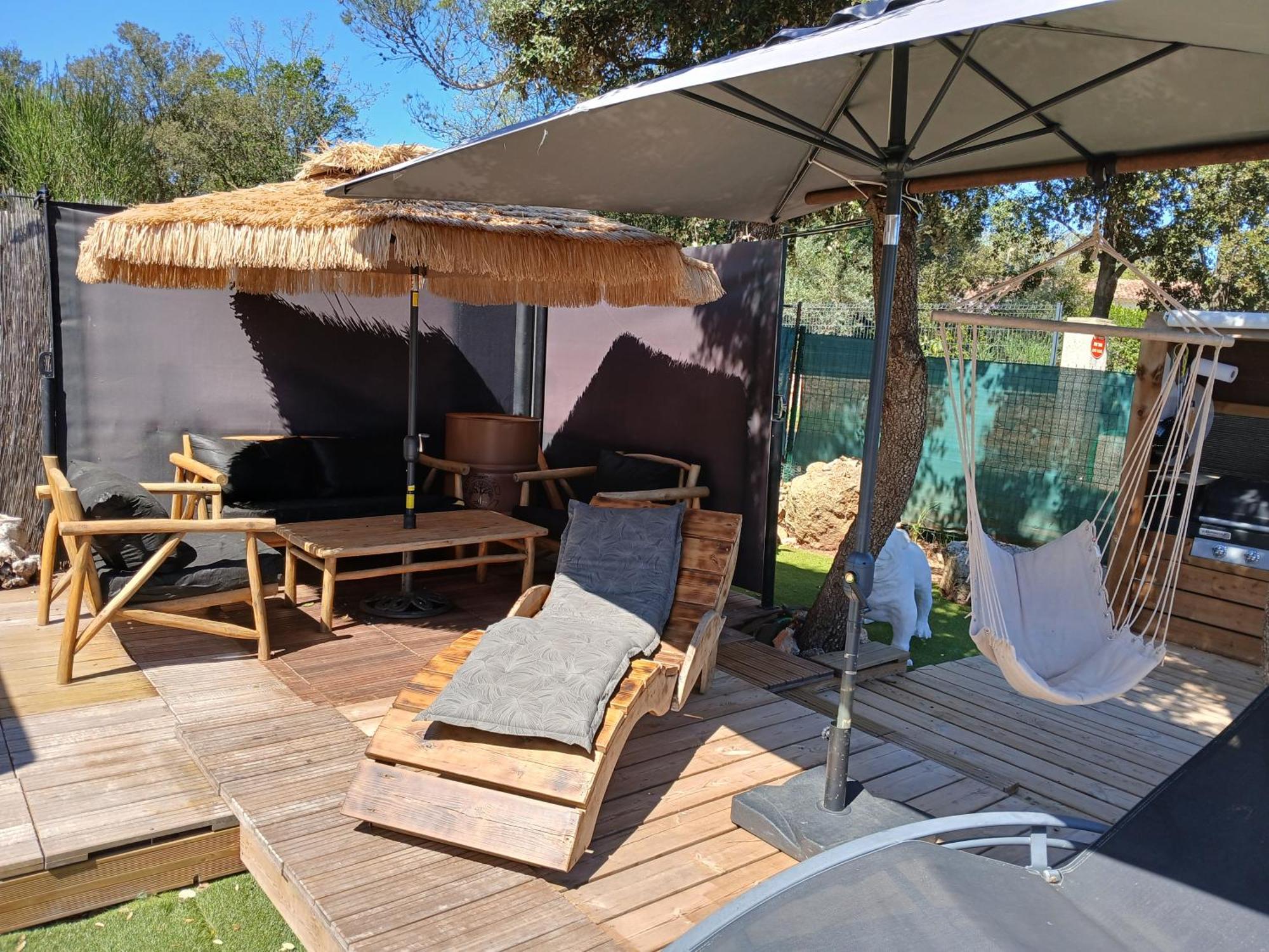 Villa 4 Chambres Avec Jacuzzi Сен-Максимен-ла-Сент-Бом Экстерьер фото